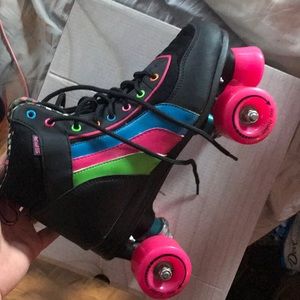 ROLLERBLADES! Size 7/8 us! Only used once!!